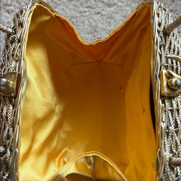 Koret Vintage Gold-Tone Basketweave Handbag - Picture 4 of 6